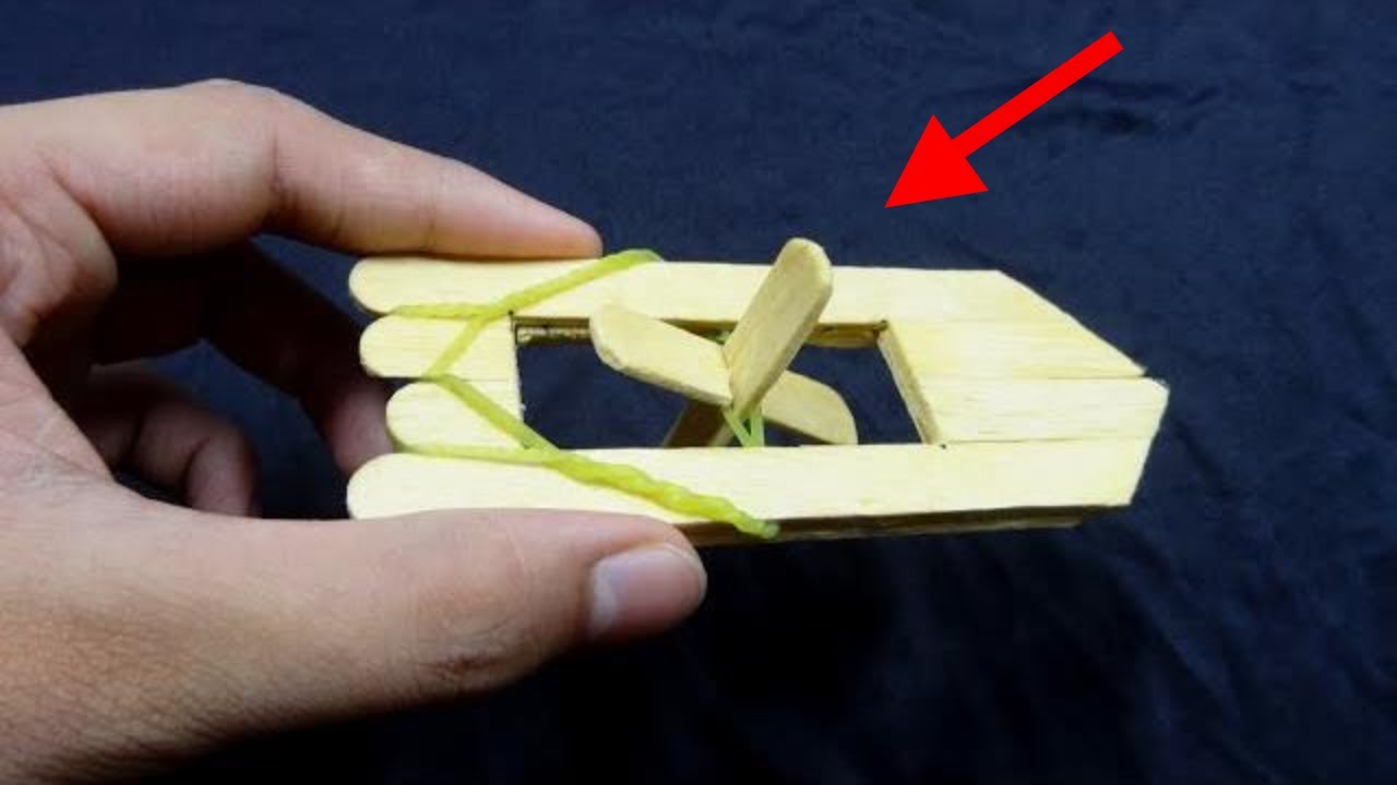 How to make an Elastic Band Paddle Boat | Rubber band Boat | Ice cream stick running Boat