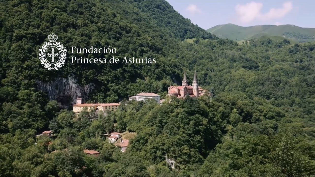 Actuación del Coro de la Fundación en la Basílica de Santa María la Real de Covadonga