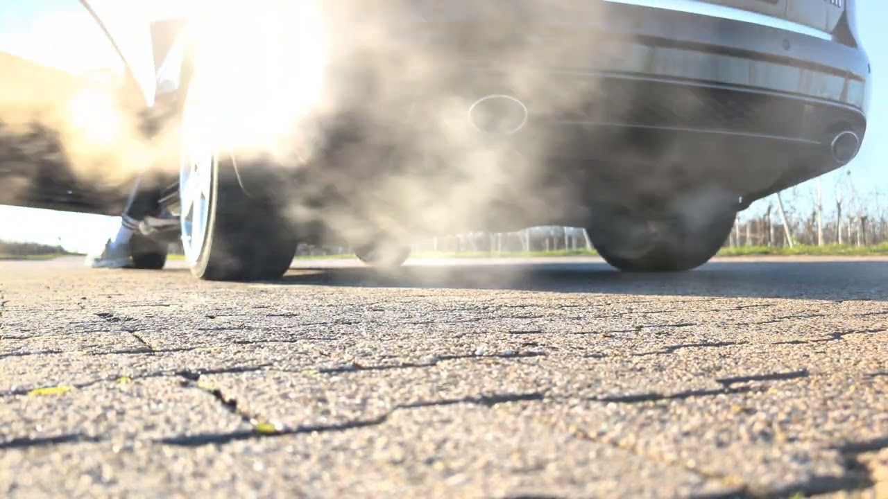Audi A6 4.2 V8 Exhaust Sound