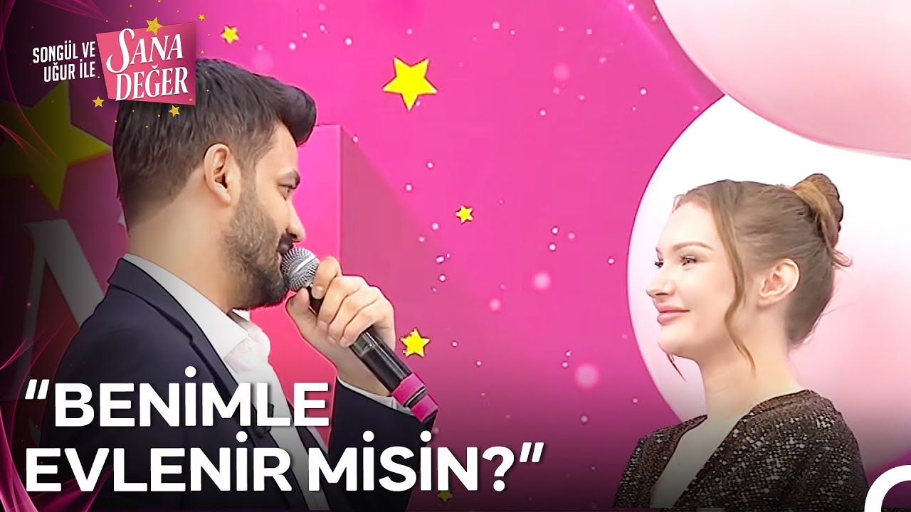 Tayfun, Anastasia'ya Evlenme Teklifi Etti - Songül ve Uğur ile Sana Değer 339. Bölüm