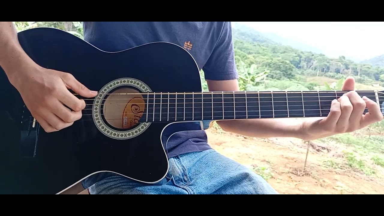 Ensinando a tocar a música Experience no violão 