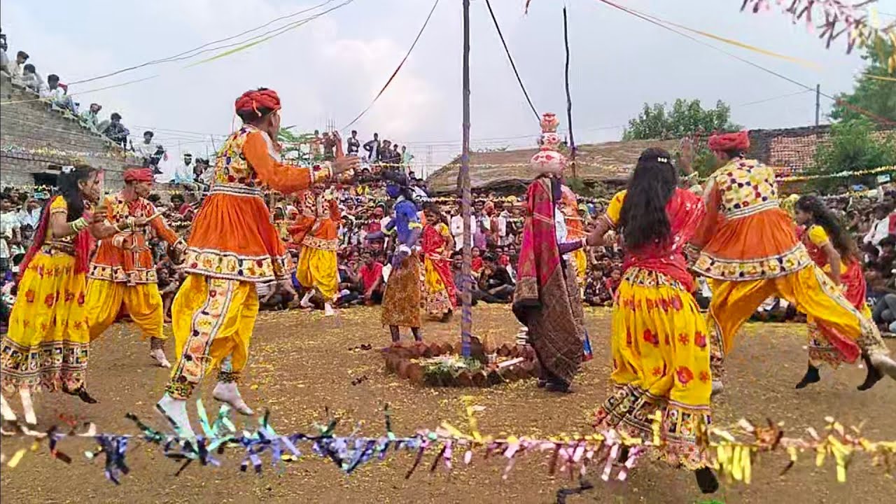  मोहन पडावा गाव मे प्रथम🥇15000 bajrang star garba mandal mendeliya pani #garba #navratri #dance 