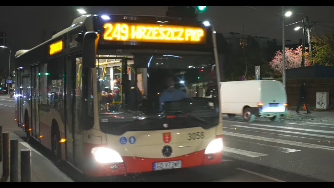 Poland, Gdańsk, bus 249 night ride from Przymorze SKM to Gdańsk Wrzeszcz PKP