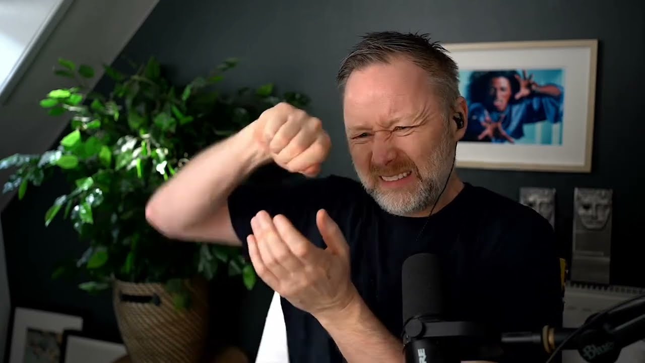 Limmy pr&oacute;buje zrozumieć działanie kamery