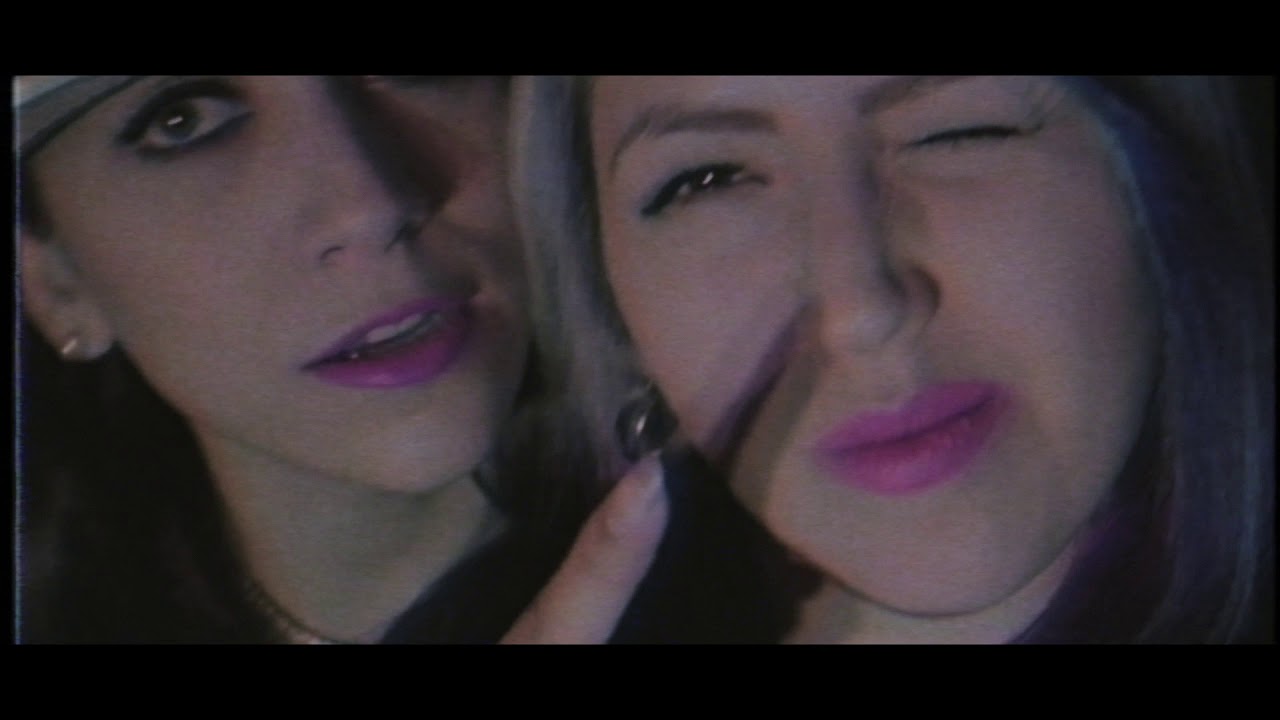 Dely -  Mi Situaci&oacute;n  (Video Oficial)