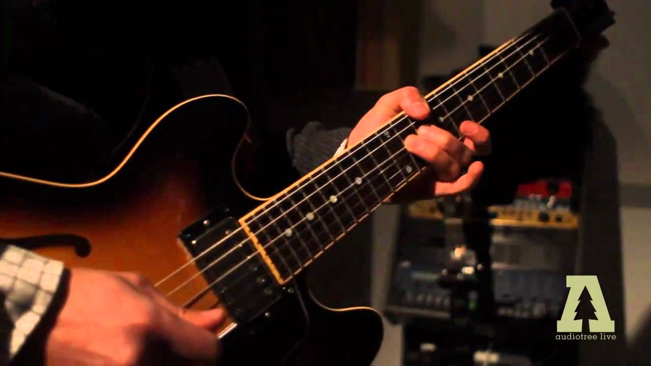 Moving Mountains - Where Two Bodies Lie - Audiotree Live