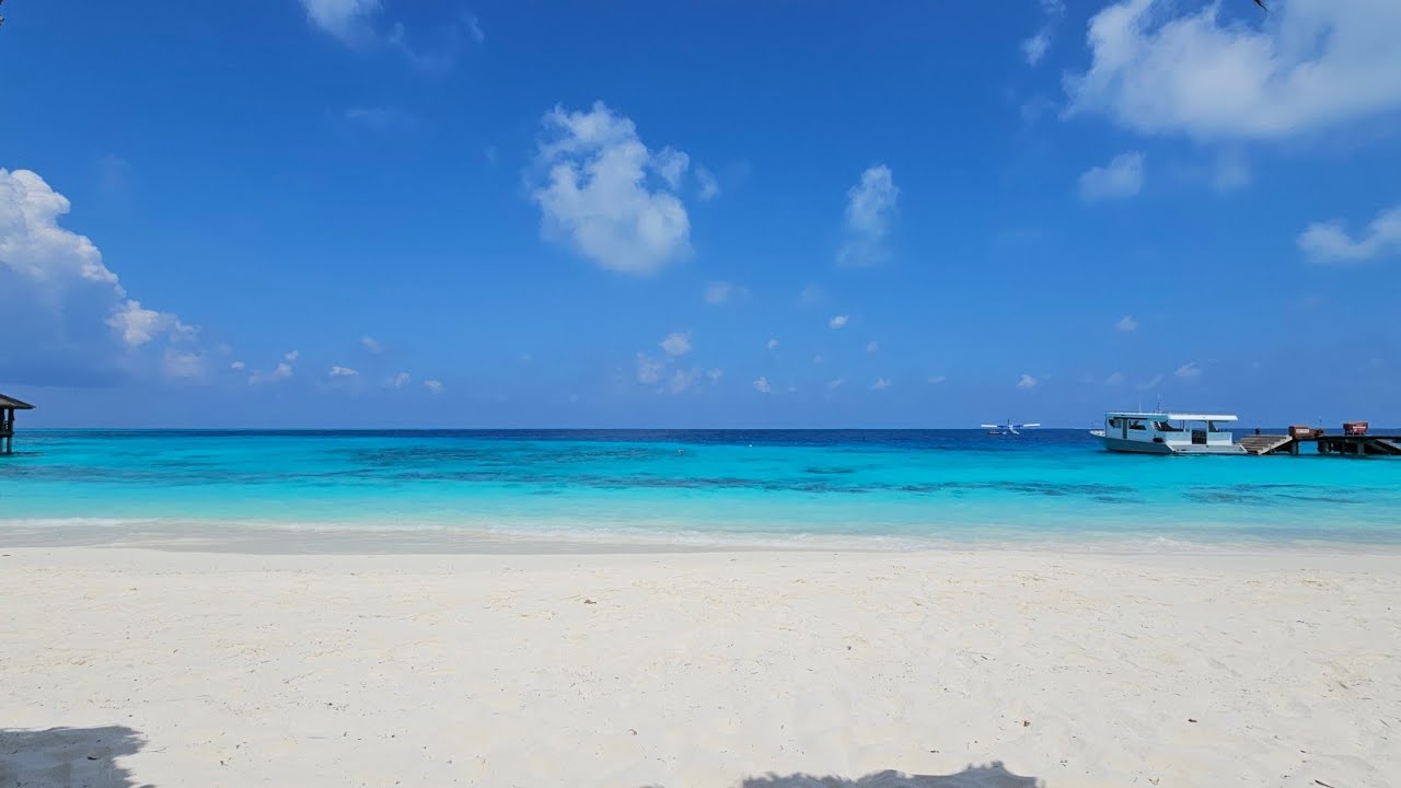 Reethi Beach Resort housereef snorkeling on March 16th morning 2025