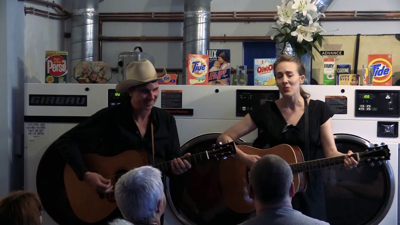 Brennen Leigh & Noel McKay - Analog - at the Jumpin' Hot Club