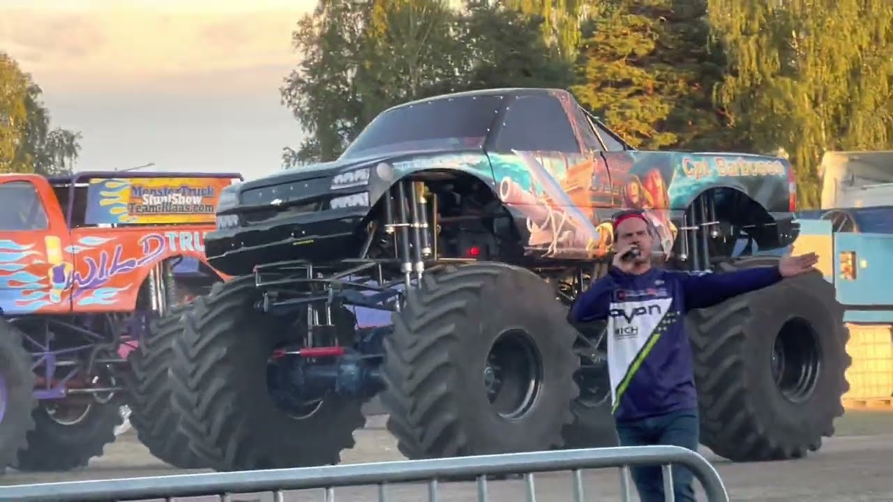 Monster truck stunt show (Karlstad 2022)