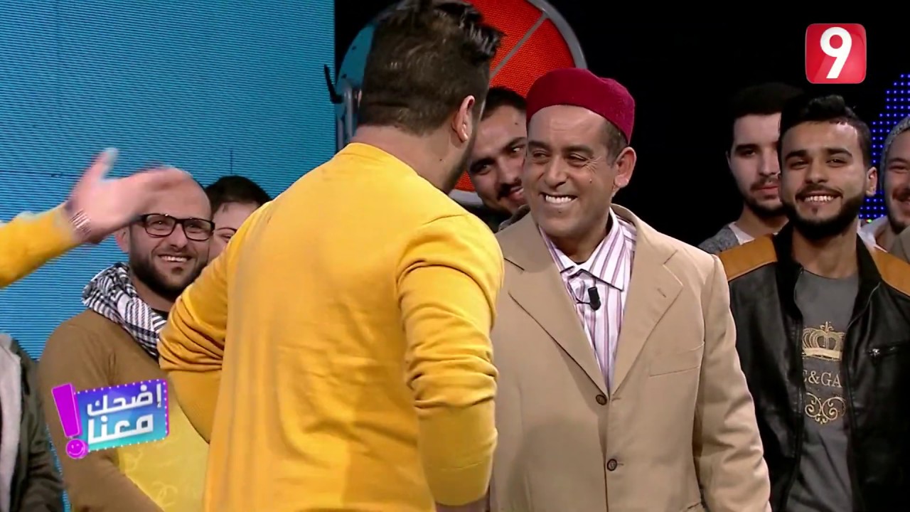 Idhak Maana S02 | كيف أمك تقرر باش تعاود حياتها مع راجل غني