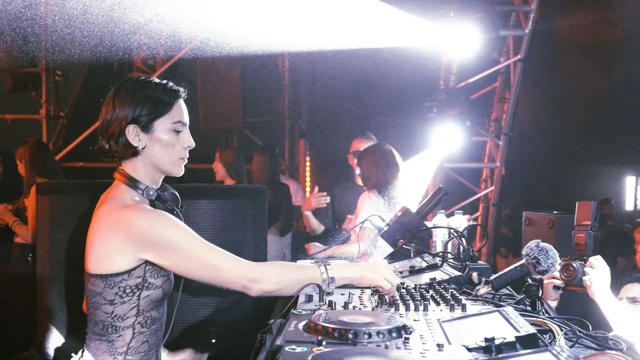 Andrea Zapata @evolution promote