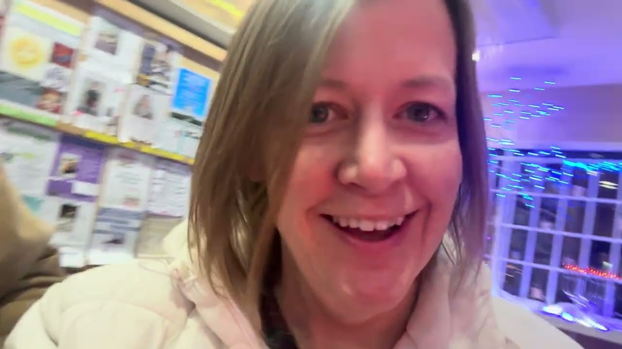 4 J’S: Vlog | B’s graduation and Christmas! 