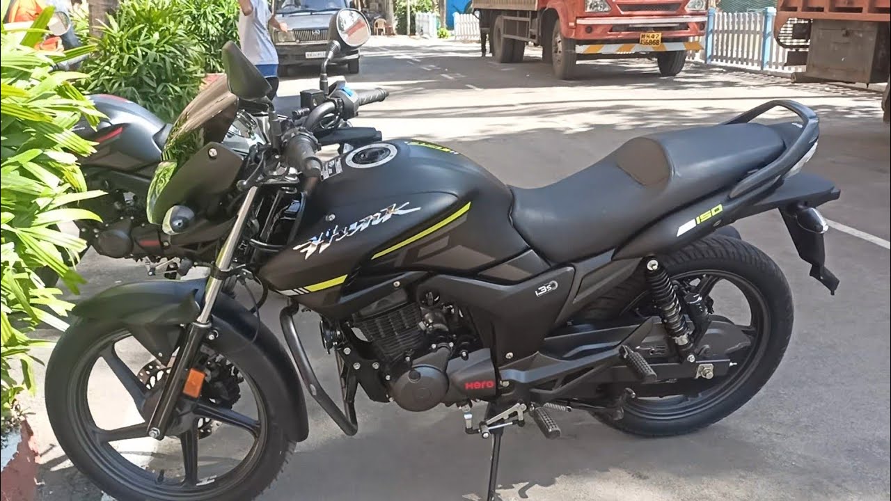 2024 Hero Hunk bike