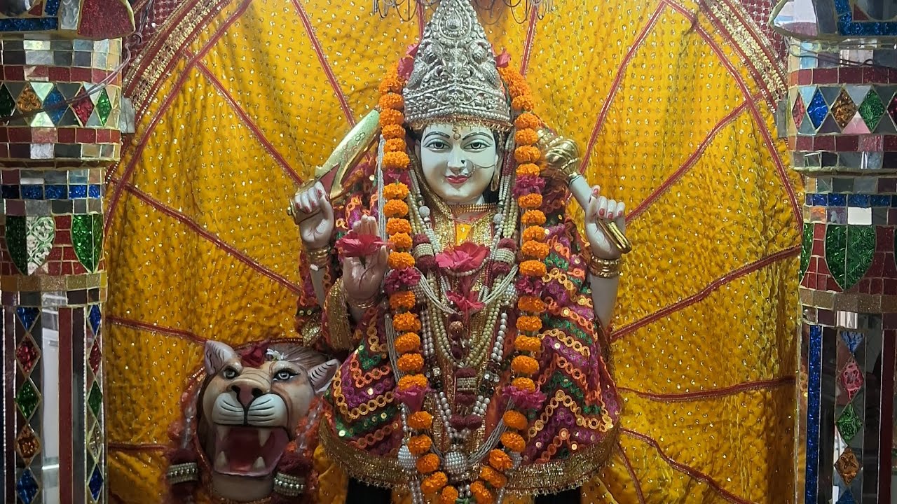 चण्डिका मंदिर में पूजा 