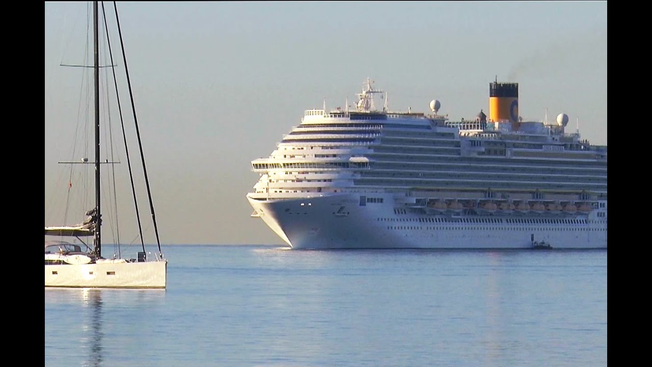 HD | COSTA DIADEMA and COSTA FASCINOSA arriving in Palma de Mallorca | 09.08.2016