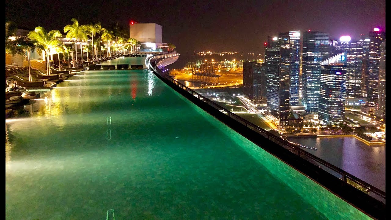 A piscina mais famosa do mundo fica no hotel MARINA BAY SANDS, em Singapura - Por Carioca NoMundo