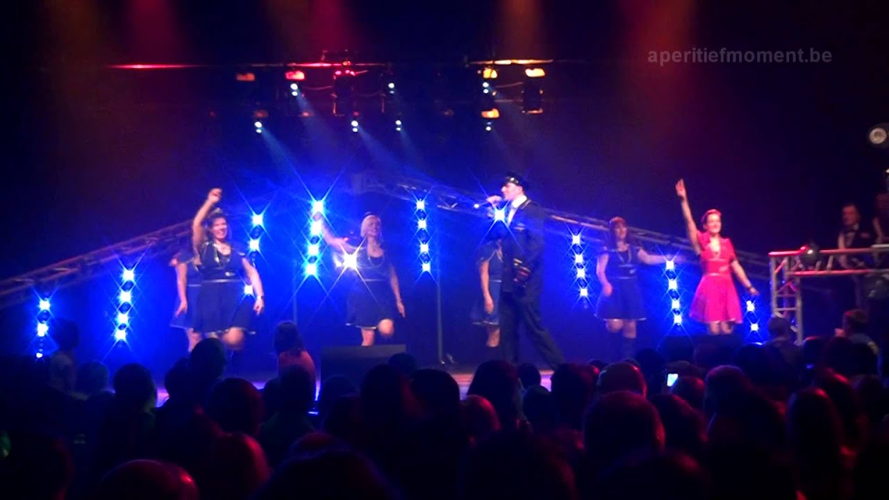 Halle op losse schroeven 2014 (montage)