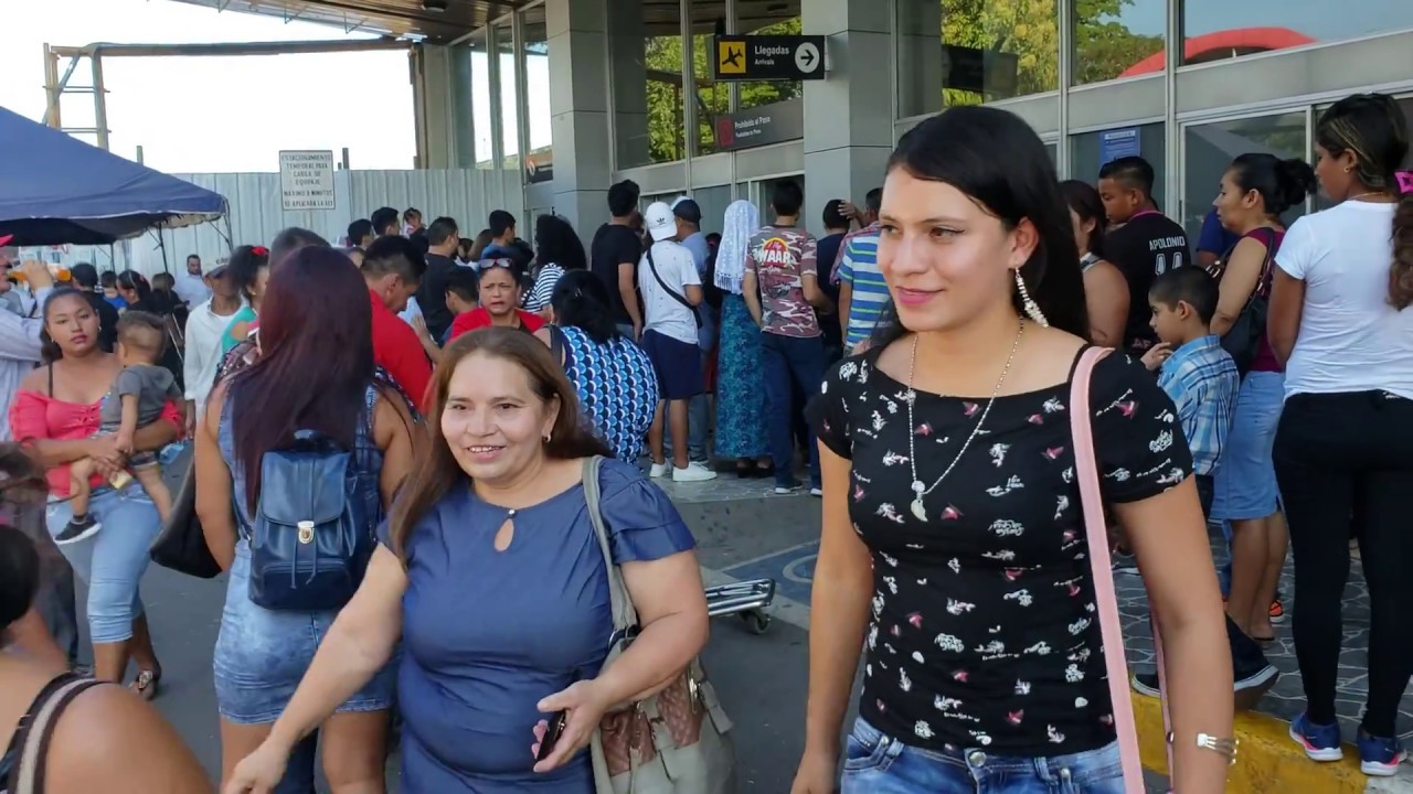 Lo que no vas a ver en otros aeropuertos del mundo El Salvador P1 El patechucho