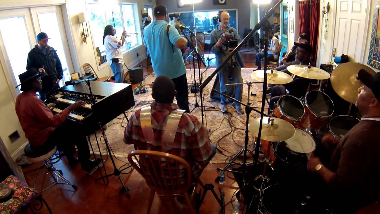 Buckwheat Zydeco: 
