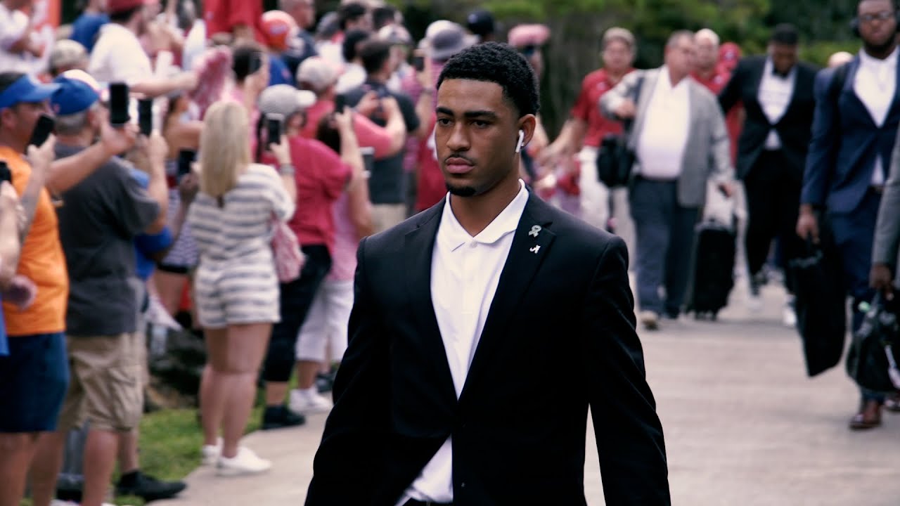 Alabama arrives at Ben Hill Griffin Stadium for their matchup with Florida