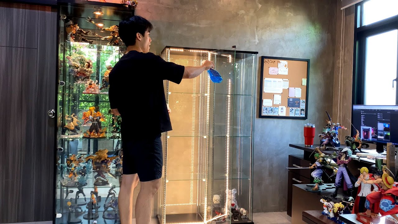 พูดไปเรื่อยไม่มีสาระ & เช็ดทำความสะอาดตู้โมเดลกันครับ