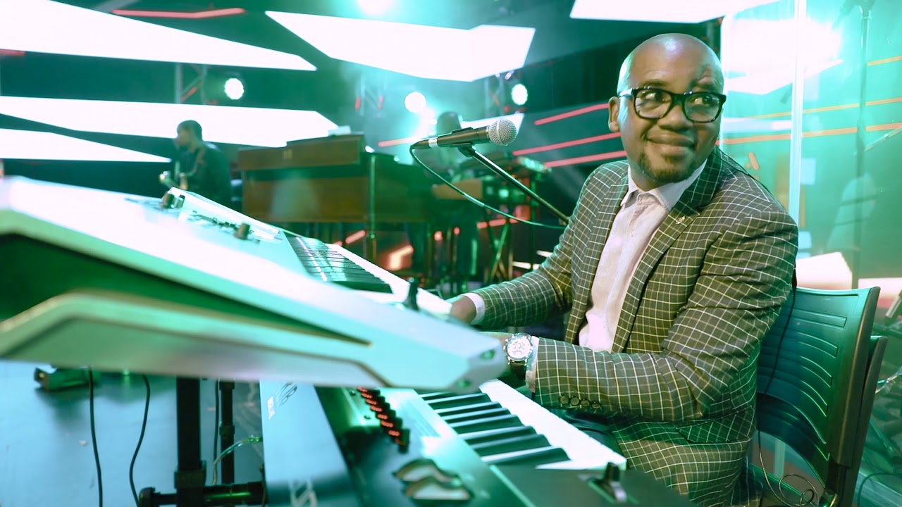 OKWEZULU - Xolani Sithole