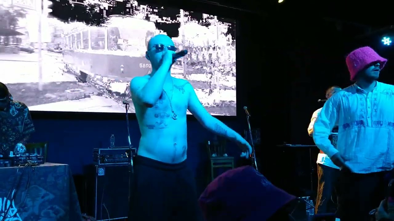 Kalush Orchestra live in Seattle October 20, 2022. Гори. Aloyna Aloyna.