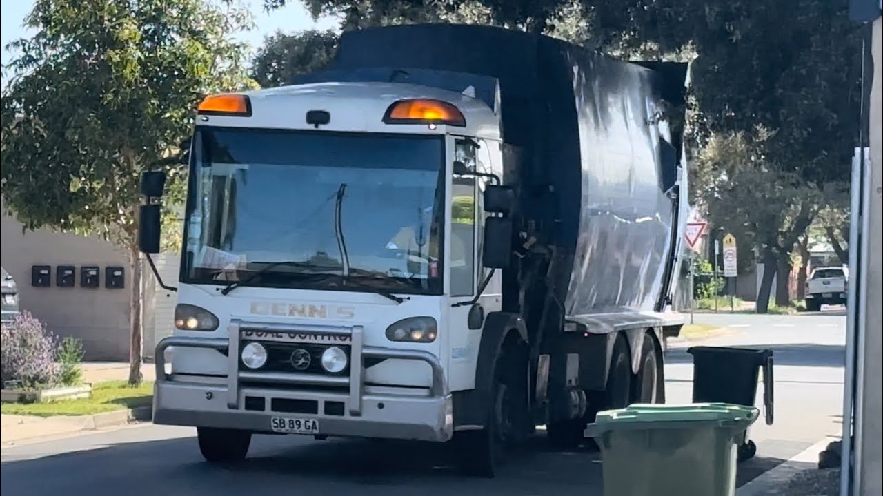 Largs Bay Greenwaste | SL00844 | Bouncy Ex Bega Valley Series 3