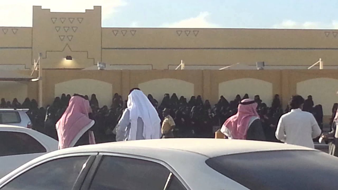 مظاهرات بنات تبوك الجامعة 7/1/1434