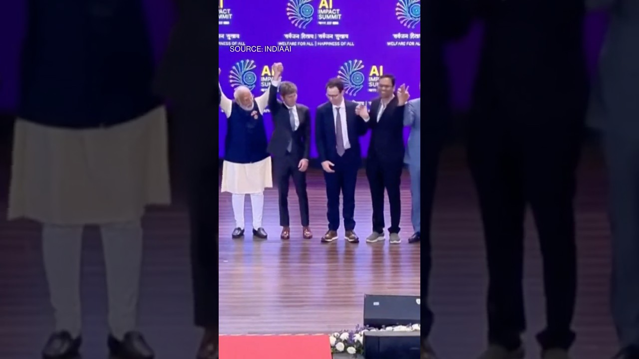 Altman and Amodei Refuse to Hold Hands at Modi's AI Summit