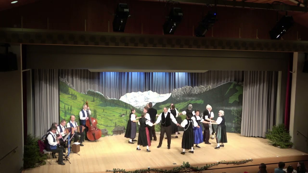 Herbstwalzer - Trachtengruppe Reichenbach - Kiental Schweiz - Swiss Tradition