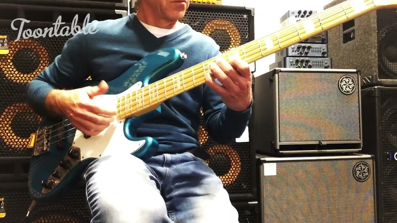 Squier Classic Vibe Active 70s Jazz Bass. Markbass Little Mark IV, 4x10 cab. Nice Funk Jazz machine.