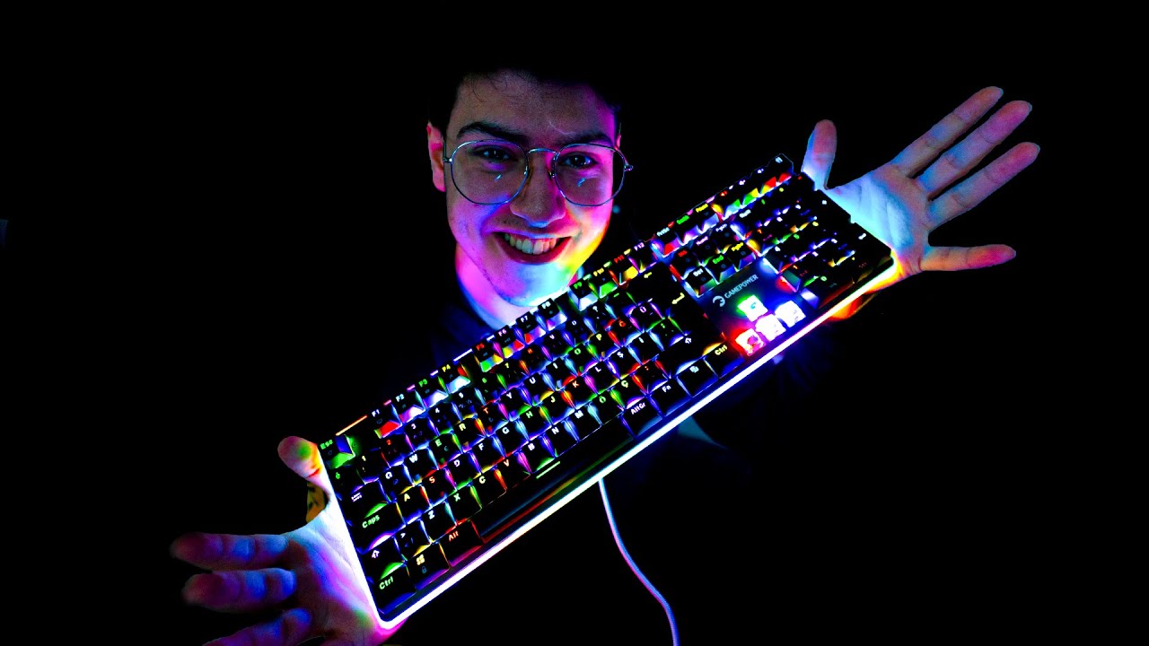 RGB Manyaklarına Özel Üretilmiş Mekanik Klavye