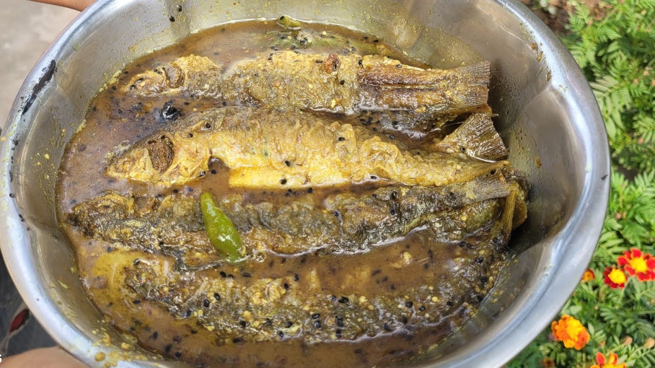 শীতের দুপুরে পোস্ত ও সর্ষে দিয়ে খেলাম বাটা মাছ।। 🐟