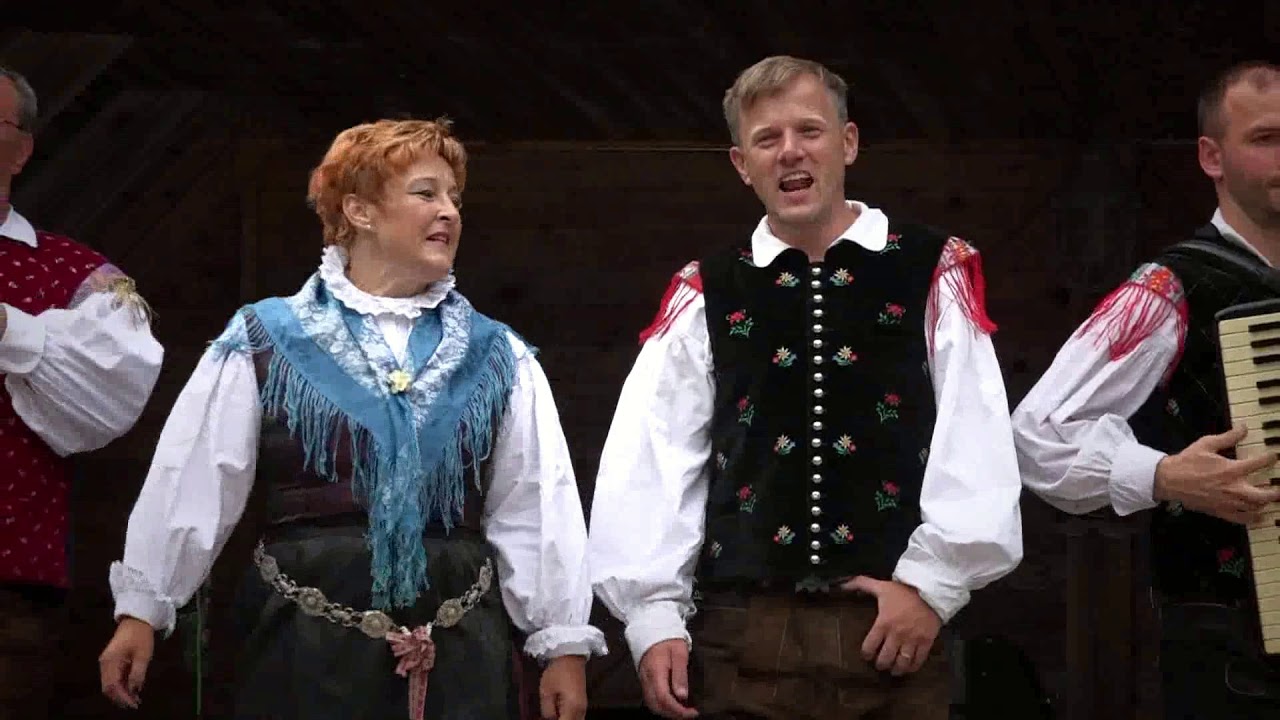 Ansambel Slovenski muzikanti-Vsak se z nami veseli