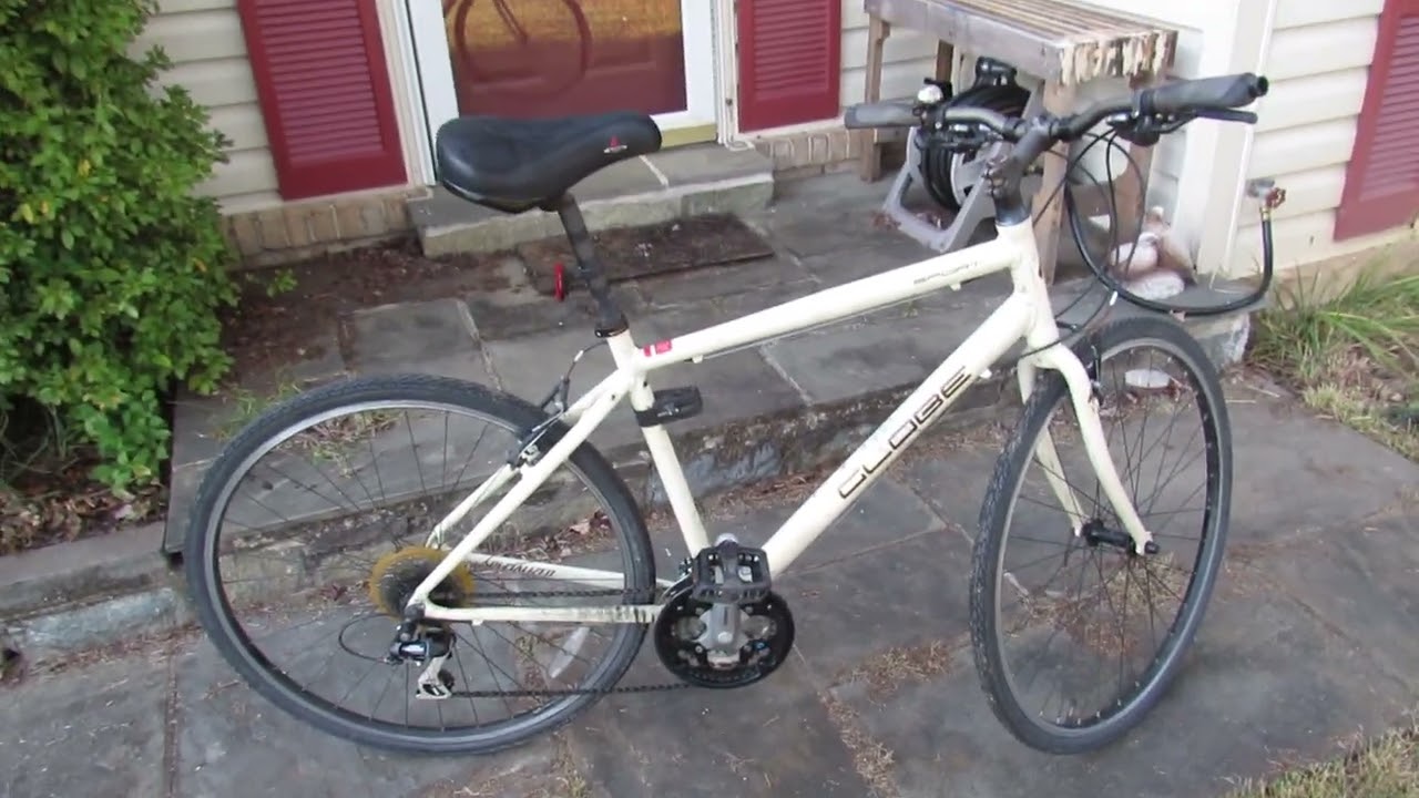 Продаю свой алюминиевый гибридный велосипед Specialized Globe Sport середины 2000-х, потому что о...