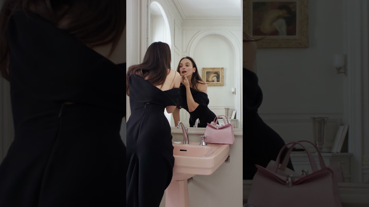 &laquo;&nbsp;Le Val&eacute;rie&nbsp;&raquo; with Charlotte Le Bon