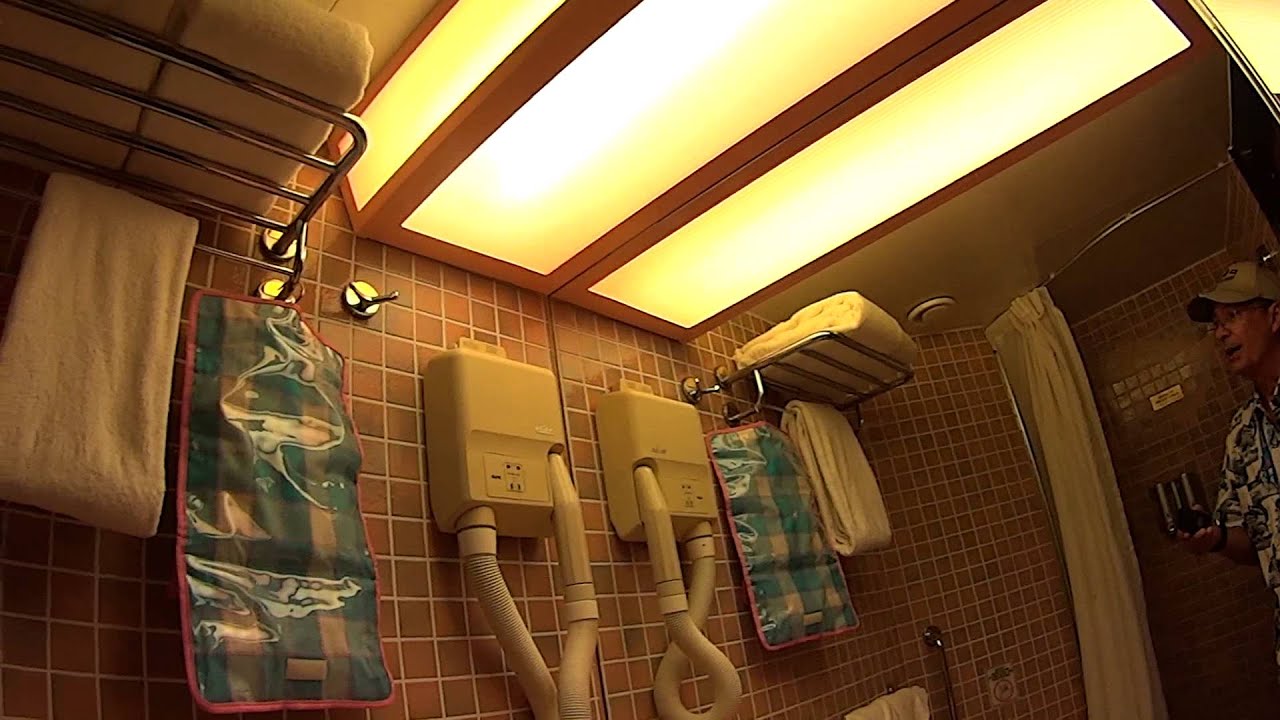 Carnival Triumph Balcony Cabin 8430, Aft Cabin