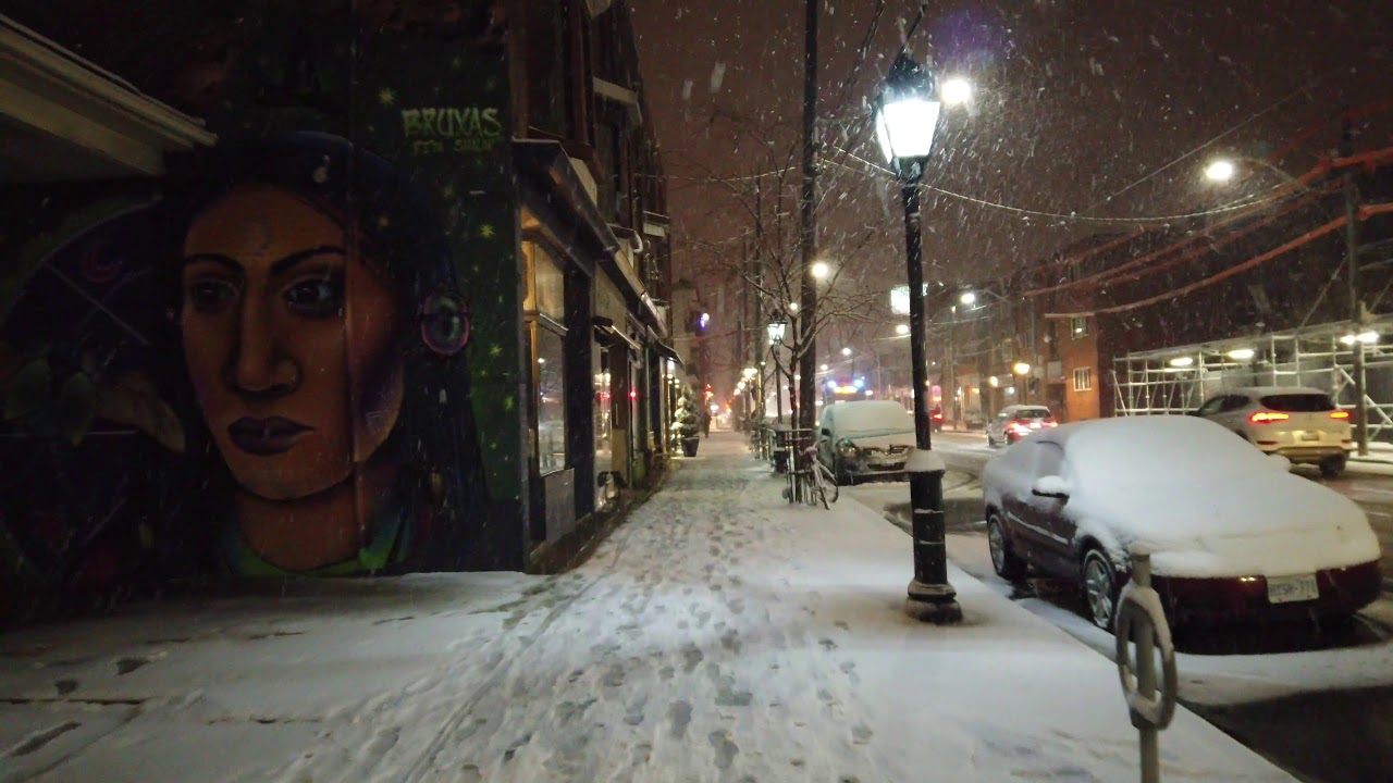 Toronto Fresh Snowfall Walk - Late Sunday Night Along A Slushy College St & Down Yonge St - 4K