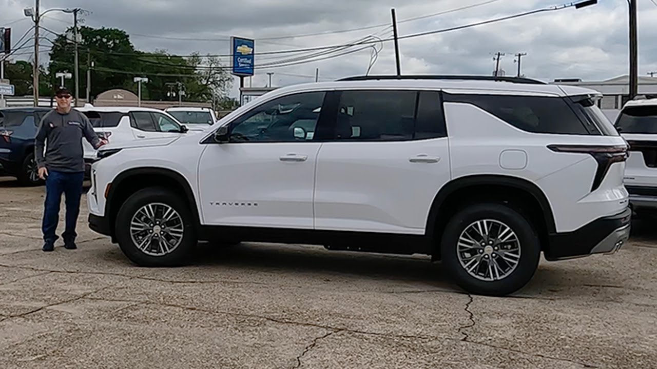 2025 Chevrolet Traverse LT - Do The Features MATCH The Price?