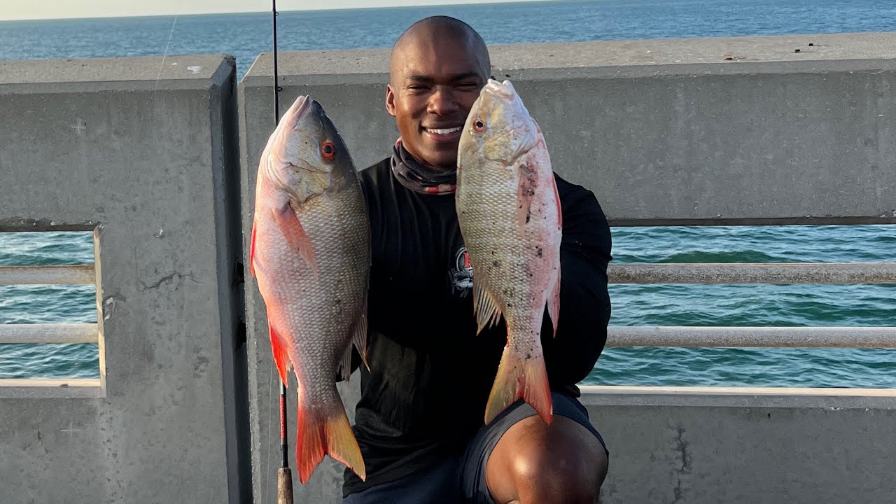 Keeper Mutton Snapper CAUGHT in Chum Slick! (FL Keys Bridge Fishing)