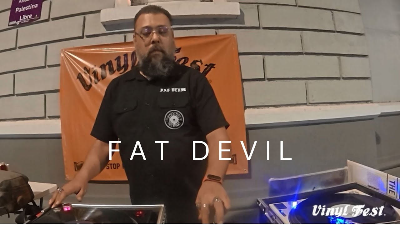 FAT DEVIL (Vinyl Set) @ GUADALAJARA  Srteet Session