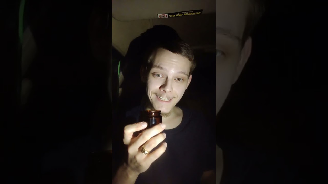 whats drganga thca distillate smell like and how it came in the mail opening packed wrap hook me up!