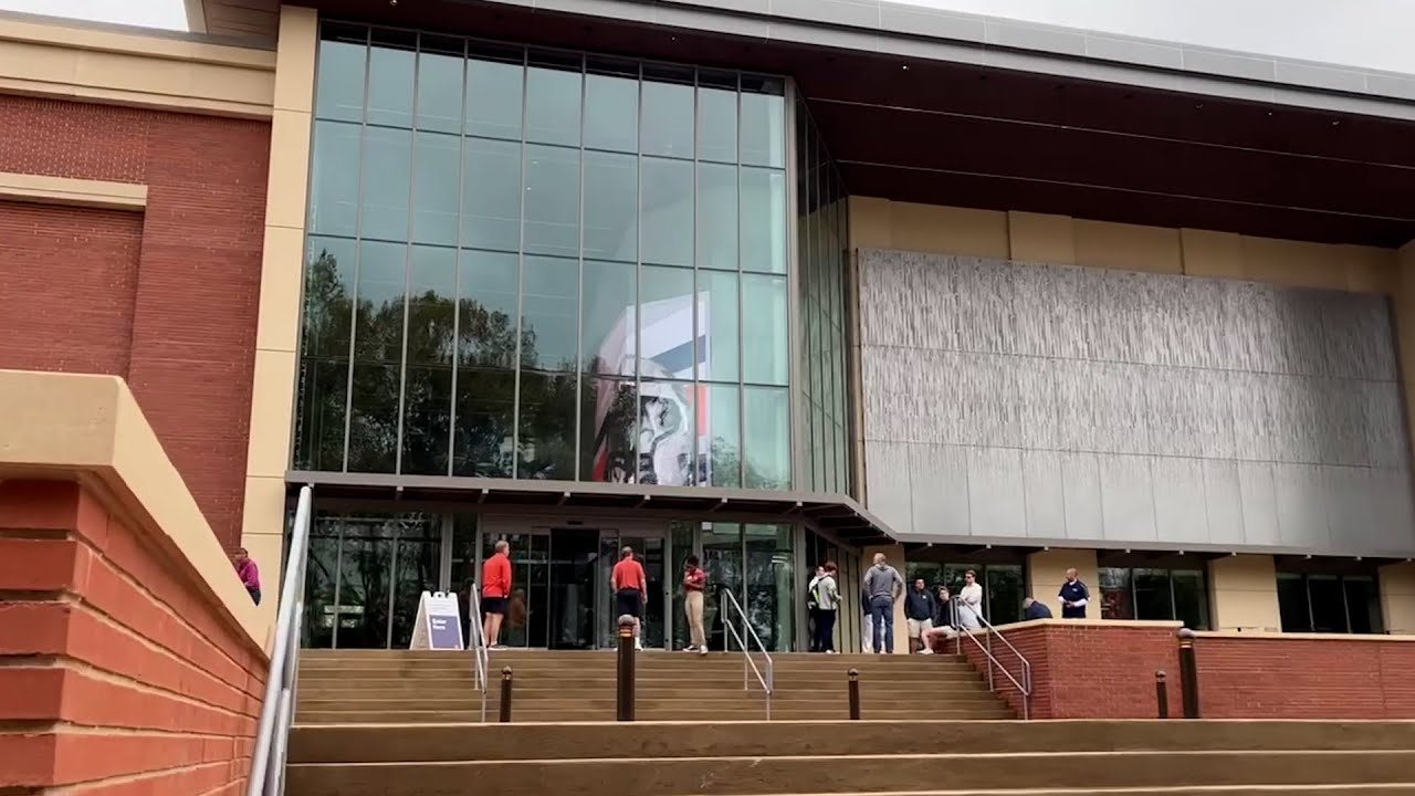 Take a tour of Auburn's new Woltosz Football Performance Center