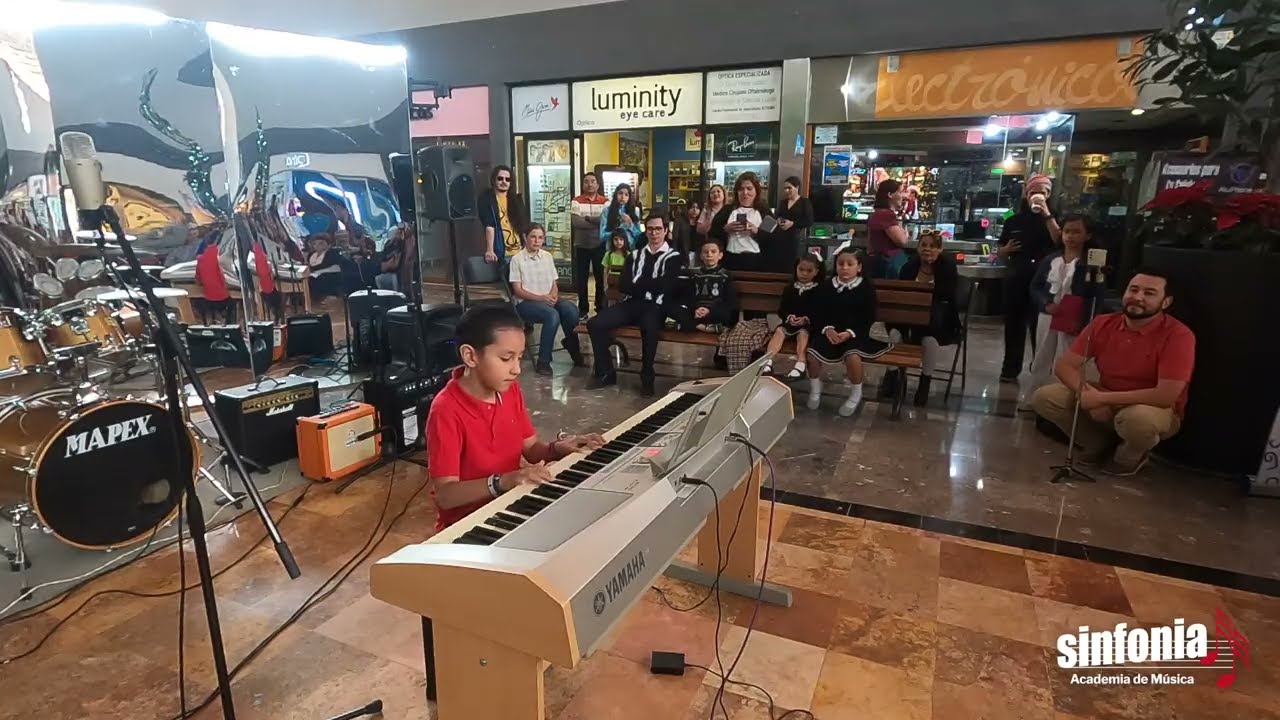 Mykola Leontovych - Carol Of The Bells (Played by Joshua) [Festival Sinfonía 2025]