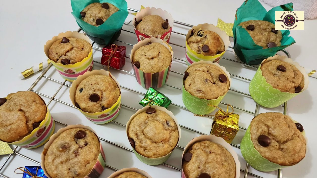 Oats Banana Walnut Muffins RecipelNo Maida no refined sugar no egglHealthy tea time Muffins
