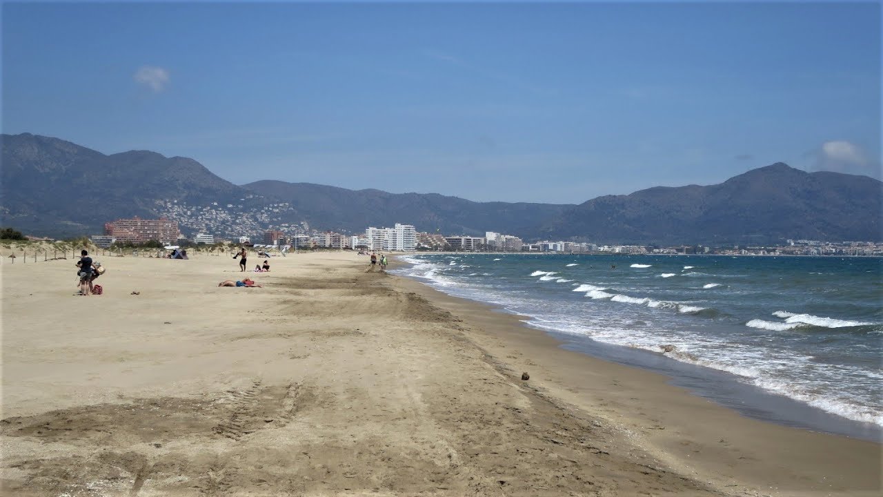 Camping Rubina Resort in Empuria Brava (June 2019).