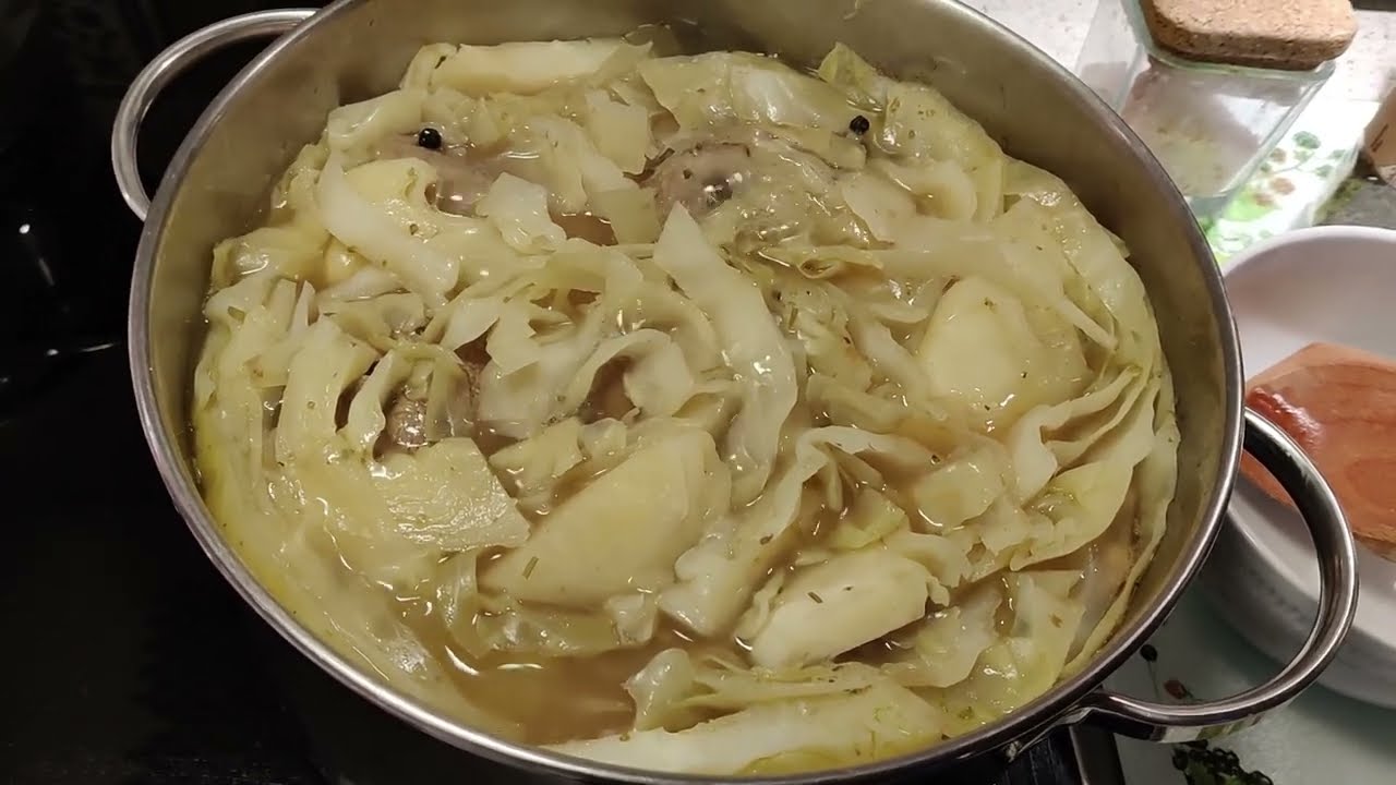Fårikål Oppskrift 🥘 Den Perfekte Høstmiddagen! Kanskje Verdens Beste Oppskrift På Fårikål