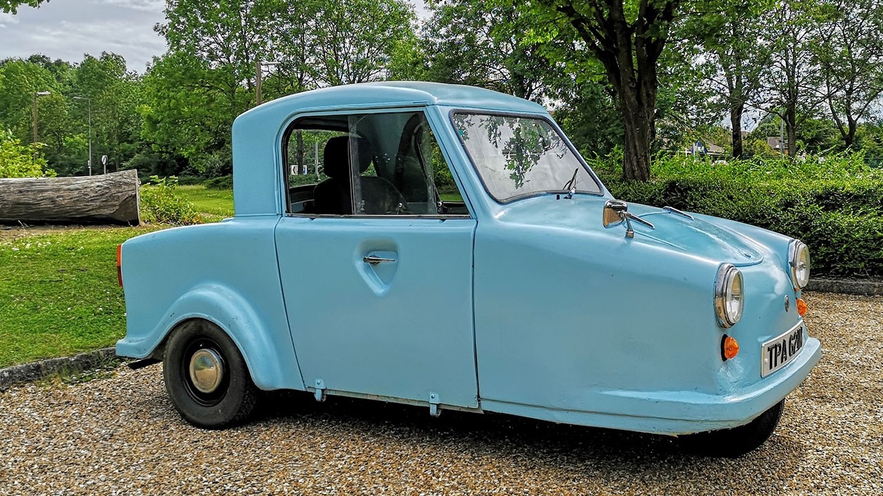 1971 AC Invacar Model 70: Britain&rsquo;s Free Car With 3 Wheels and No Chill