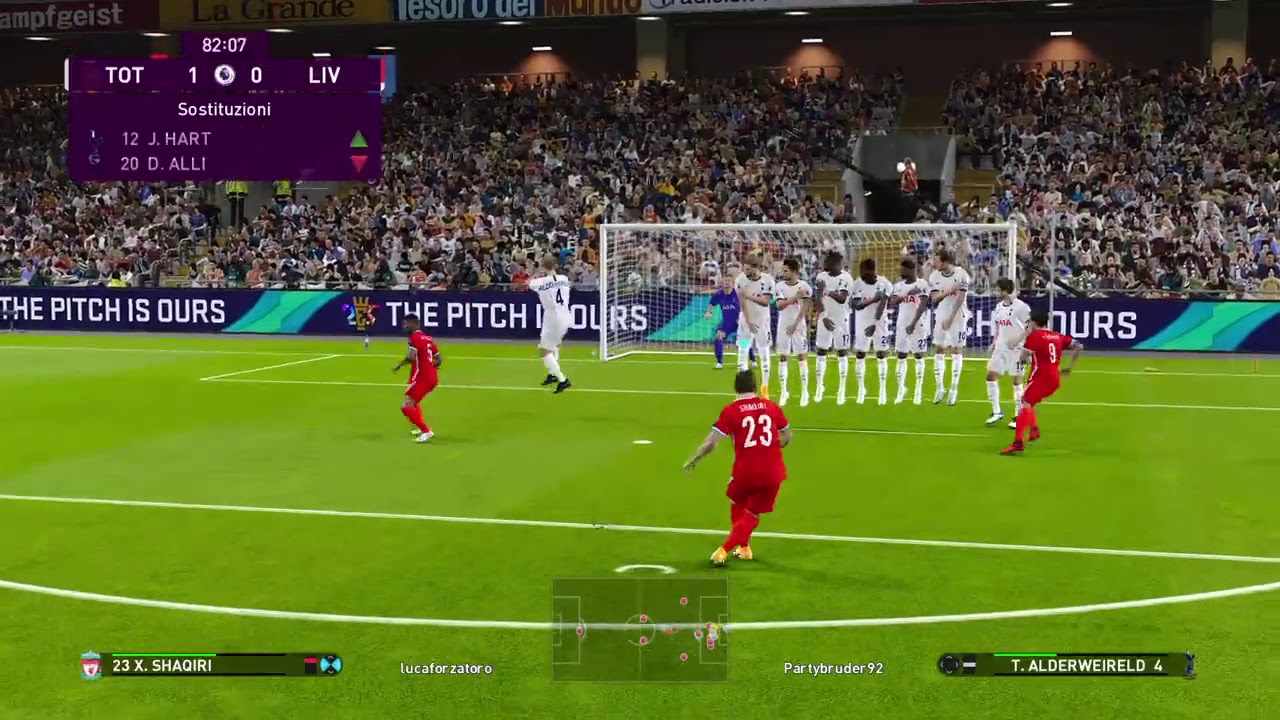 PES 2021 - punizione di Shaqiri